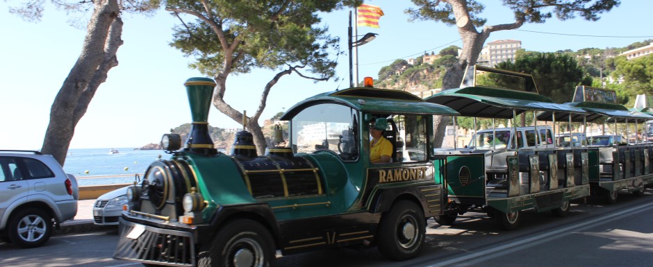 What's on in Sant Feliu de Guixols - the little tourist train